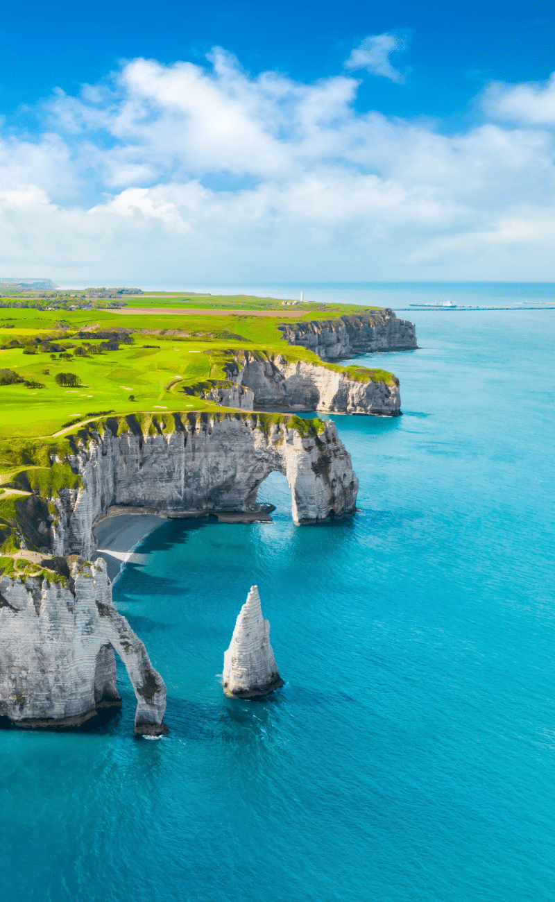 Normandy, Étretat cliffs, the Hollow Needle